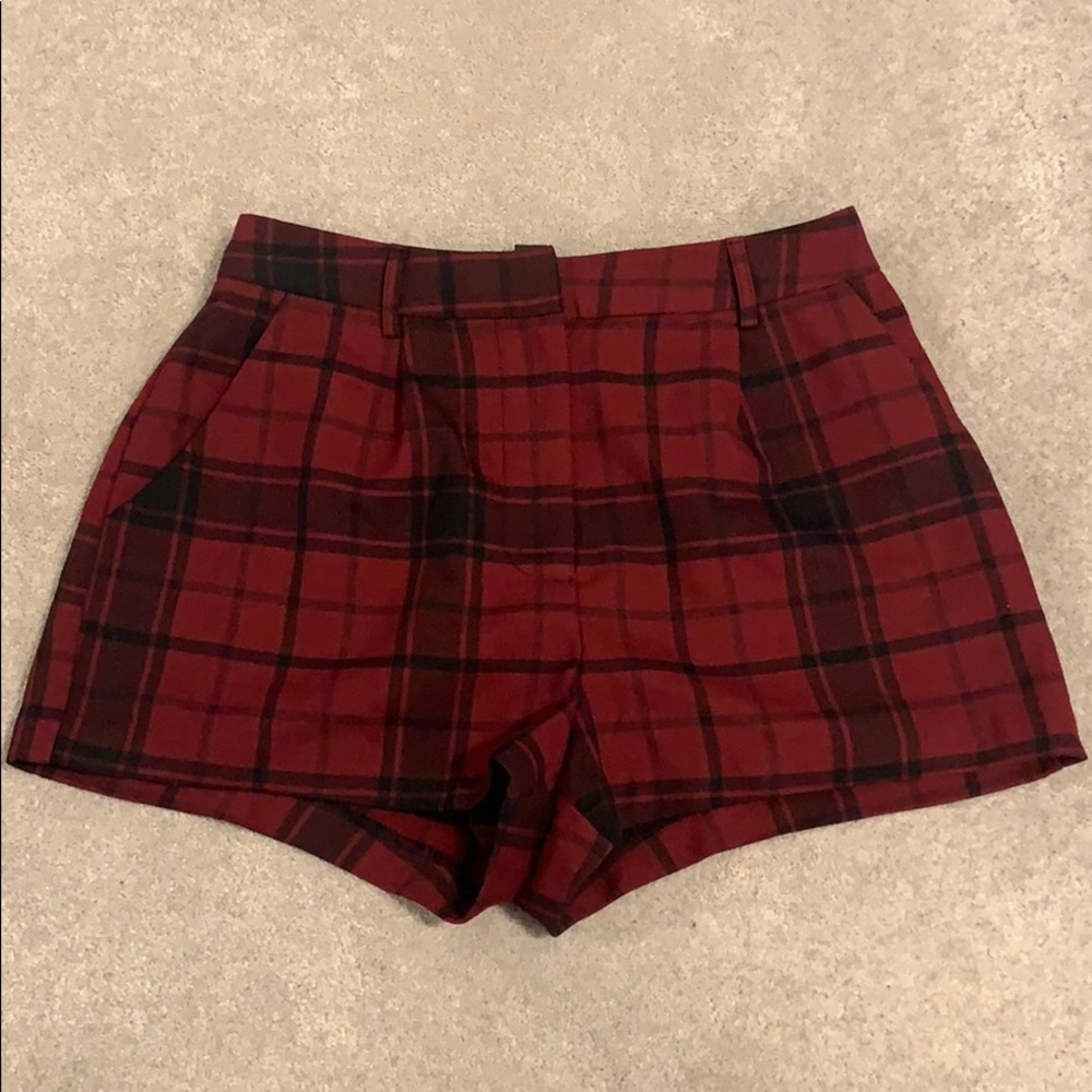 Burgundy plaid trousers shorts from forever21